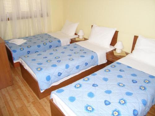 Pansion Sport Hotel Stinjan Room photo